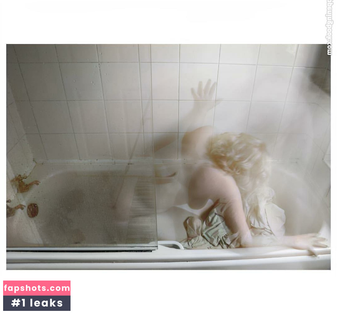 Tan Smith gallery photo #17