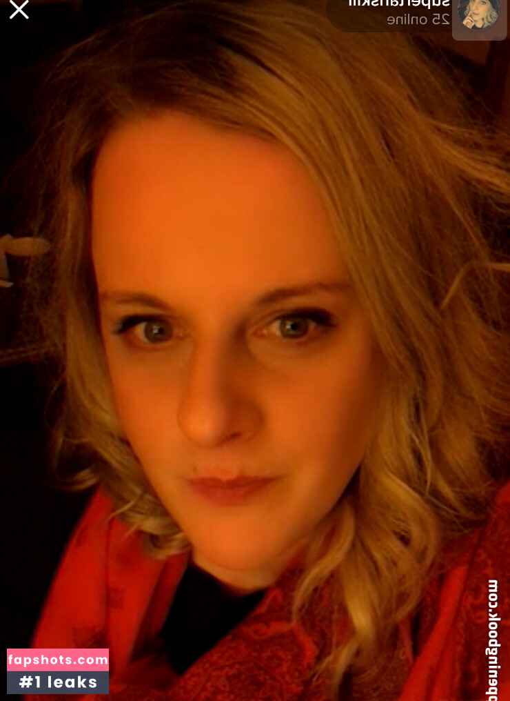 Tan Smith gallery photo #20