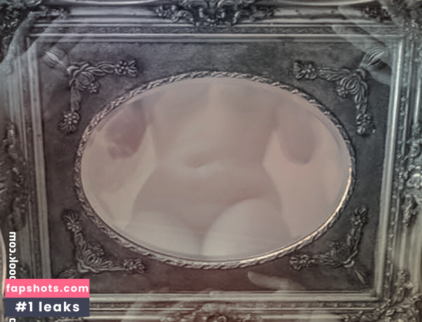 Tan Smith gallery photo #9