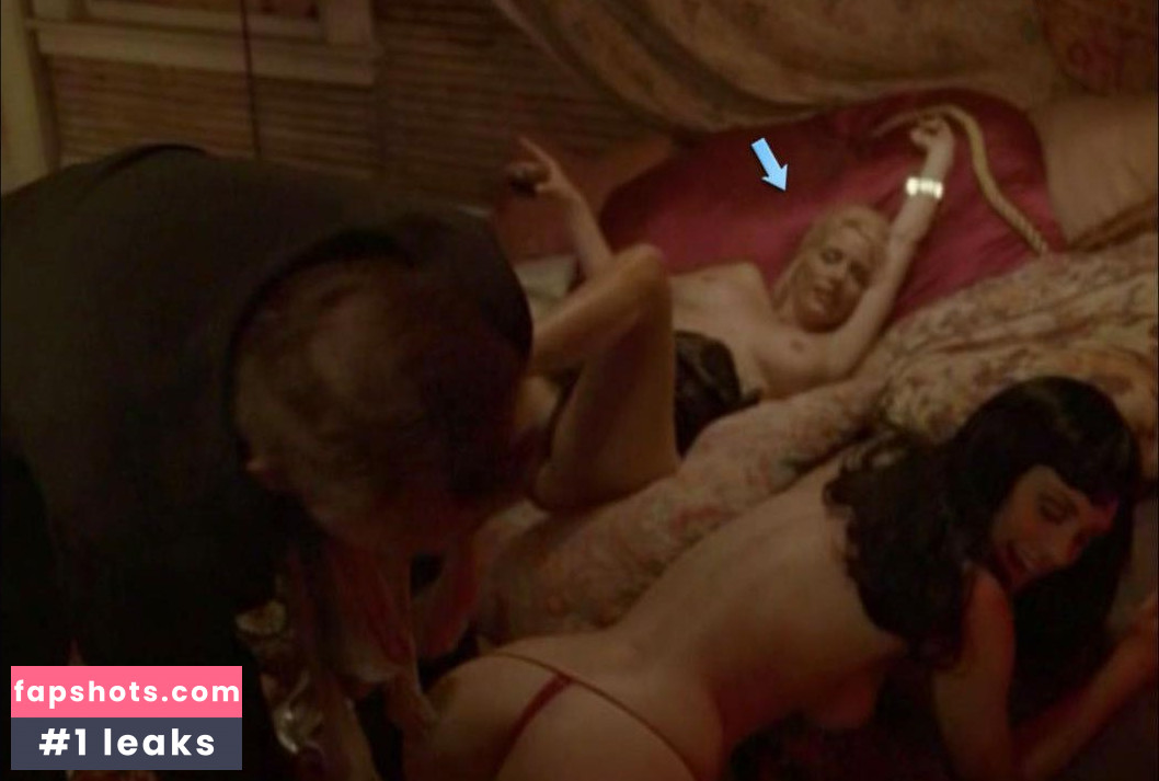 Tane McClure gallery photo #15