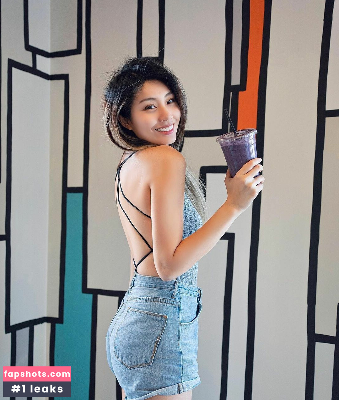 Tangtangjulia gallery photo #4