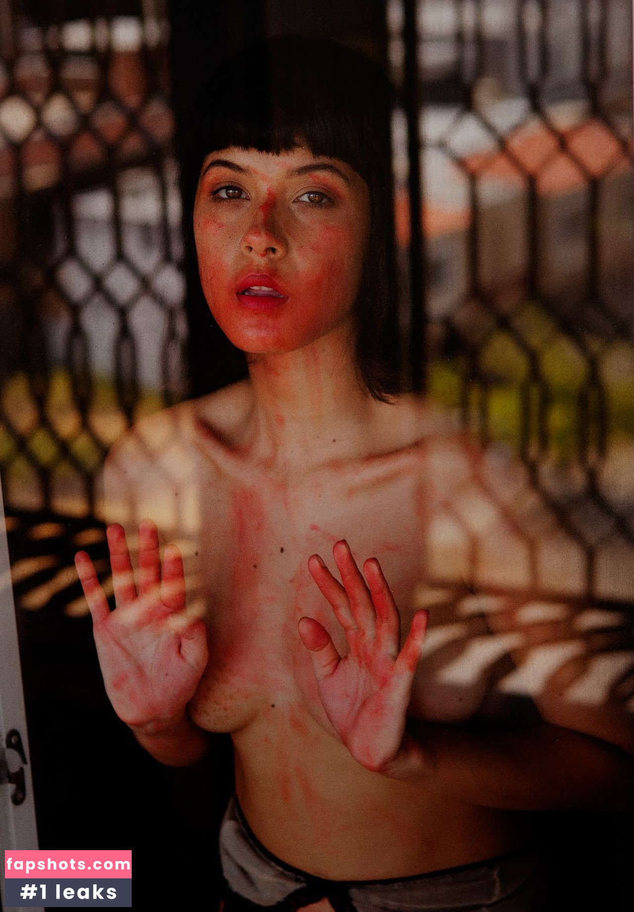 Tania Mafilito gallery photo #9