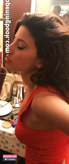 Tania Raymonde Filtración Desnuda OnlyFans Foto #35 - Fapshots