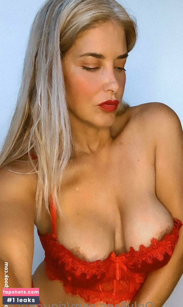 Tania Riquenes gallery photo #44