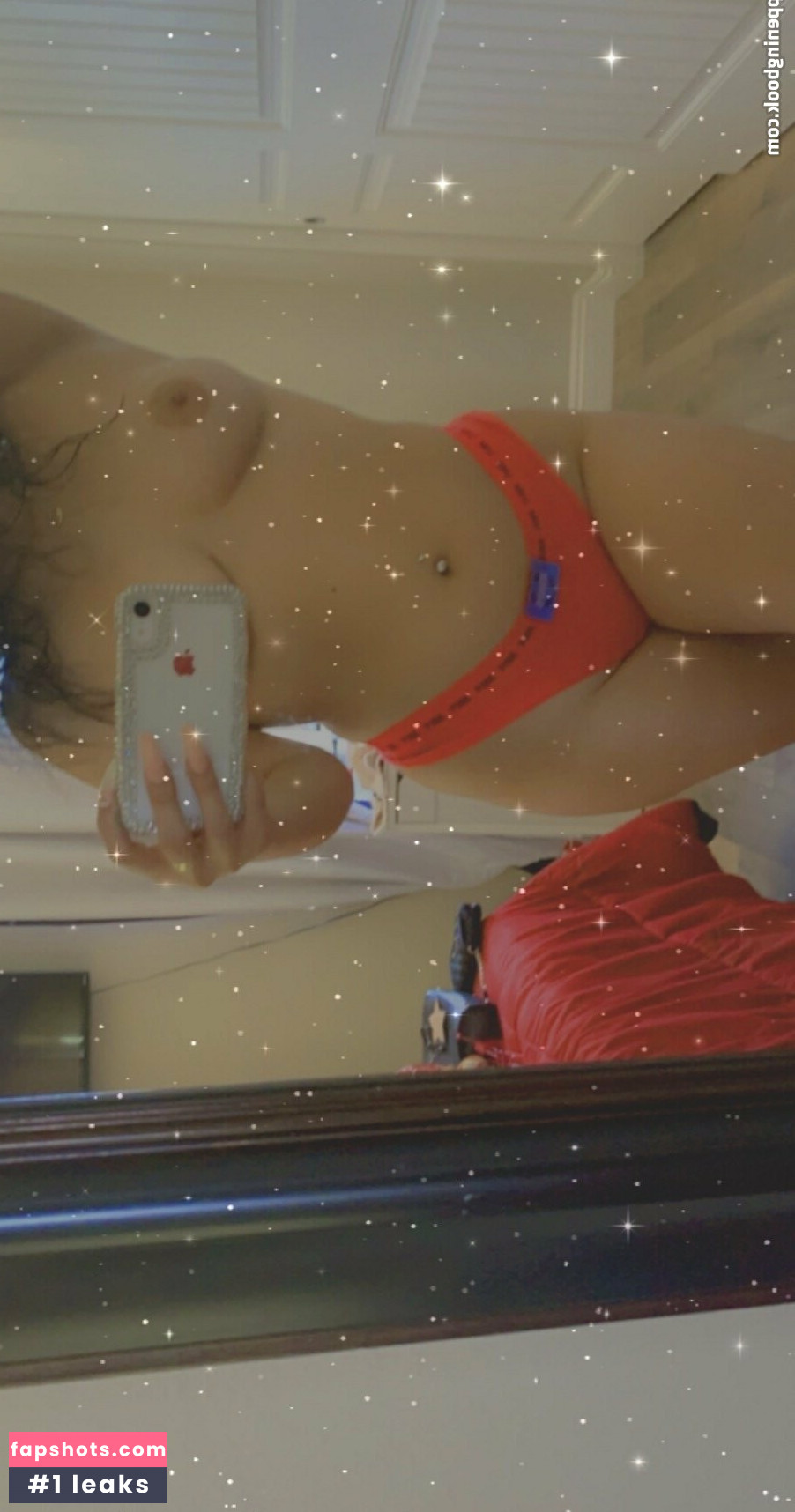 TaniaVega gallery photo #18