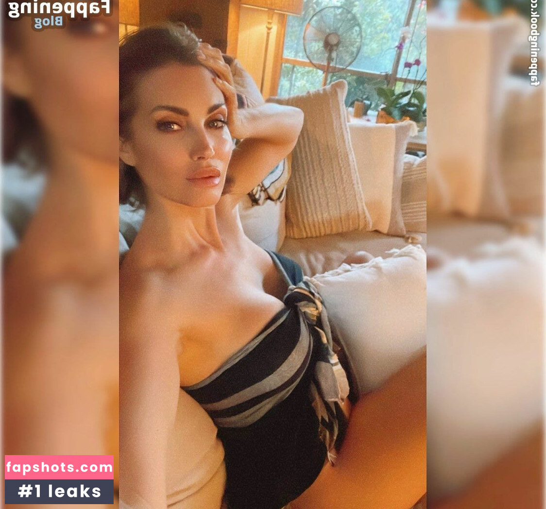 Tanit Phoenix Filtración Desnuda OnlyFans Foto #11 - Fapshots