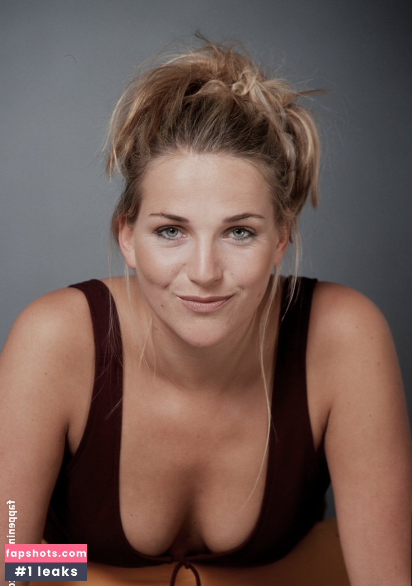 Tanja Wedhorn gallery photo #15