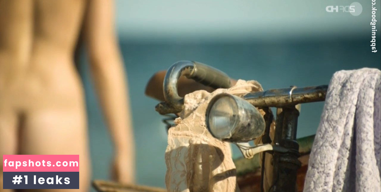 Tanja Wedhorn gallery photo #3