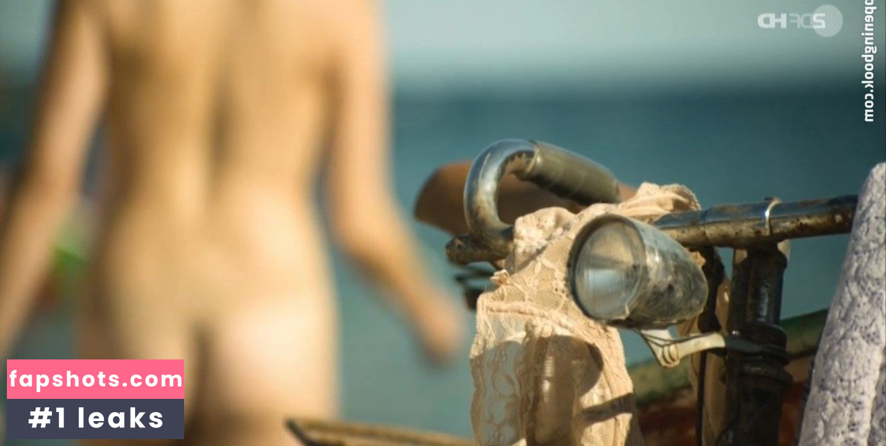 Tanja Wedhorn gallery photo #7