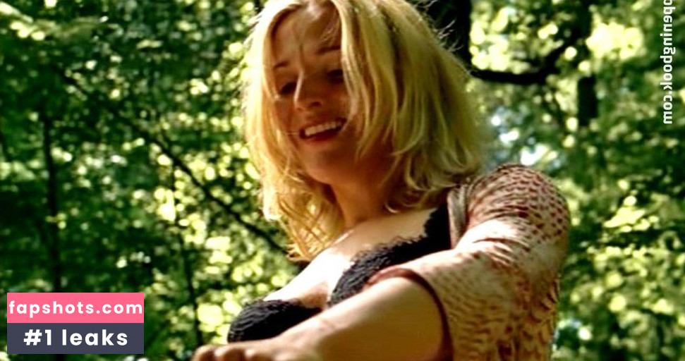 Tanja Wedhorn gallery photo #9