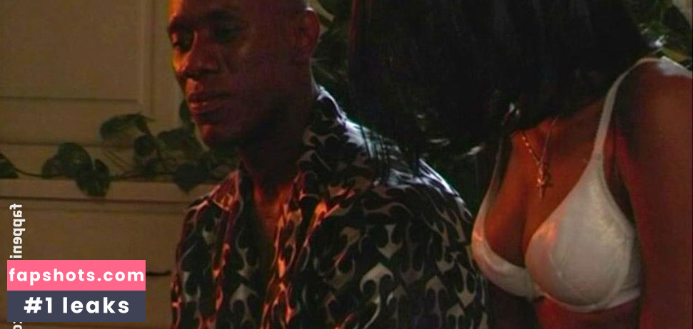 Tanjareen Martin gallery photo #5