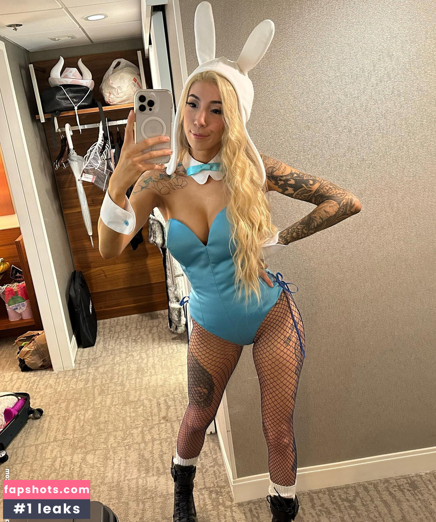 tannerxrae gallery photo #2