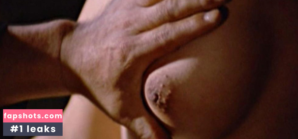 Tanny Tien-Ni gallery photo #13