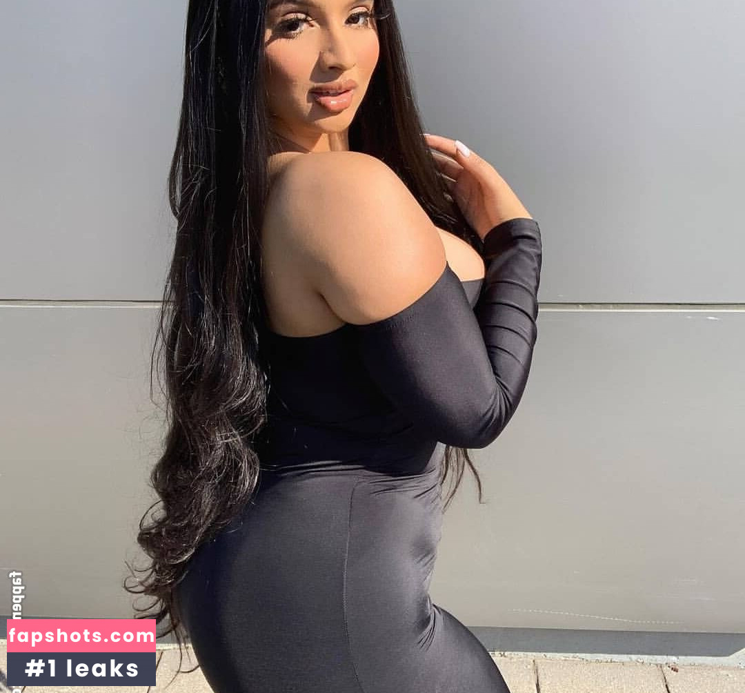 Tanya Ali gallery photo #9