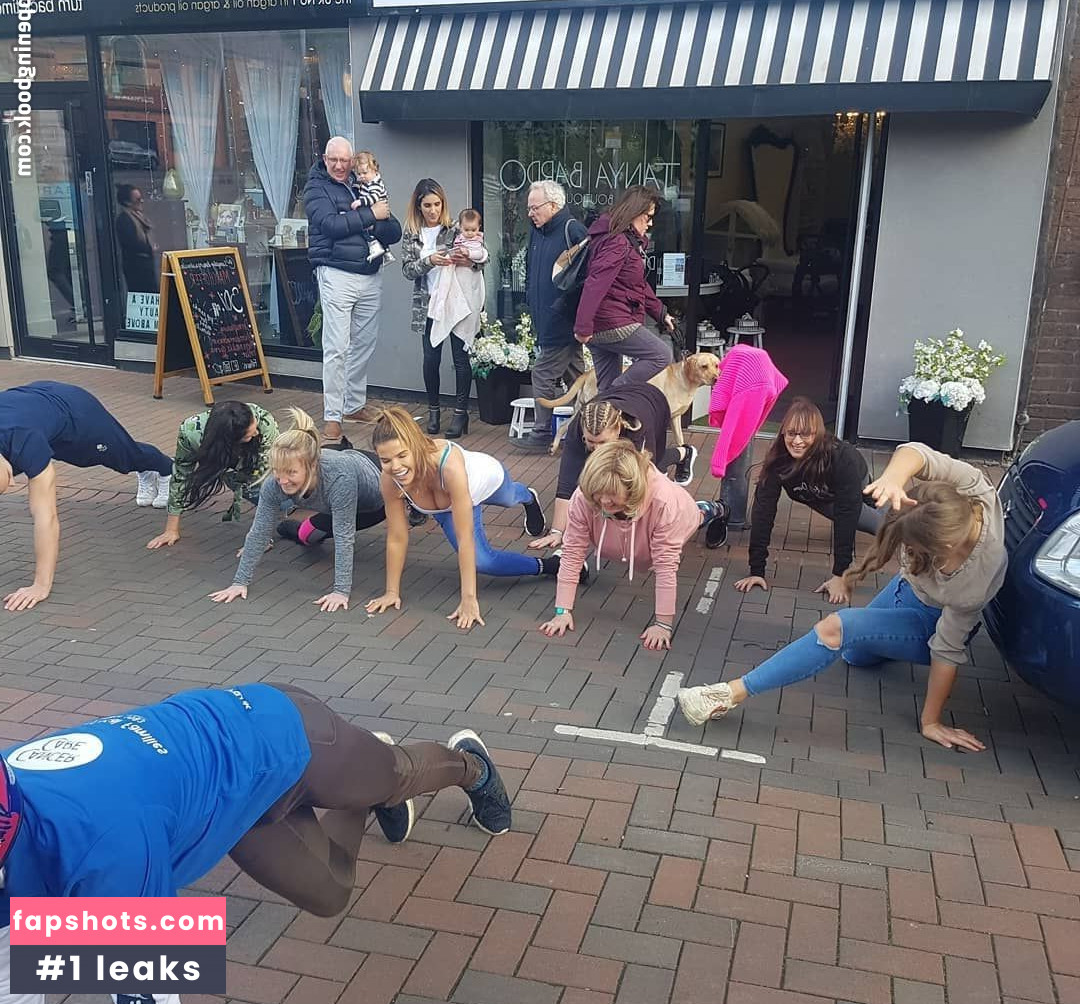 Tanya Bardsley gallery photo #128