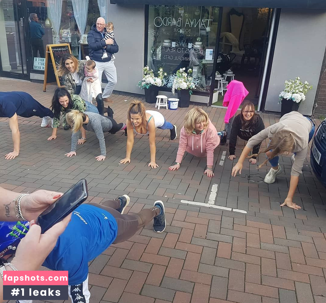 Tanya Bardsley gallery photo #130