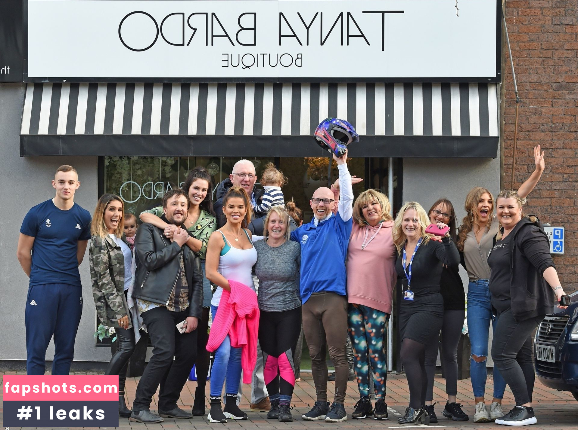 Tanya Bardsley gallery photo #132