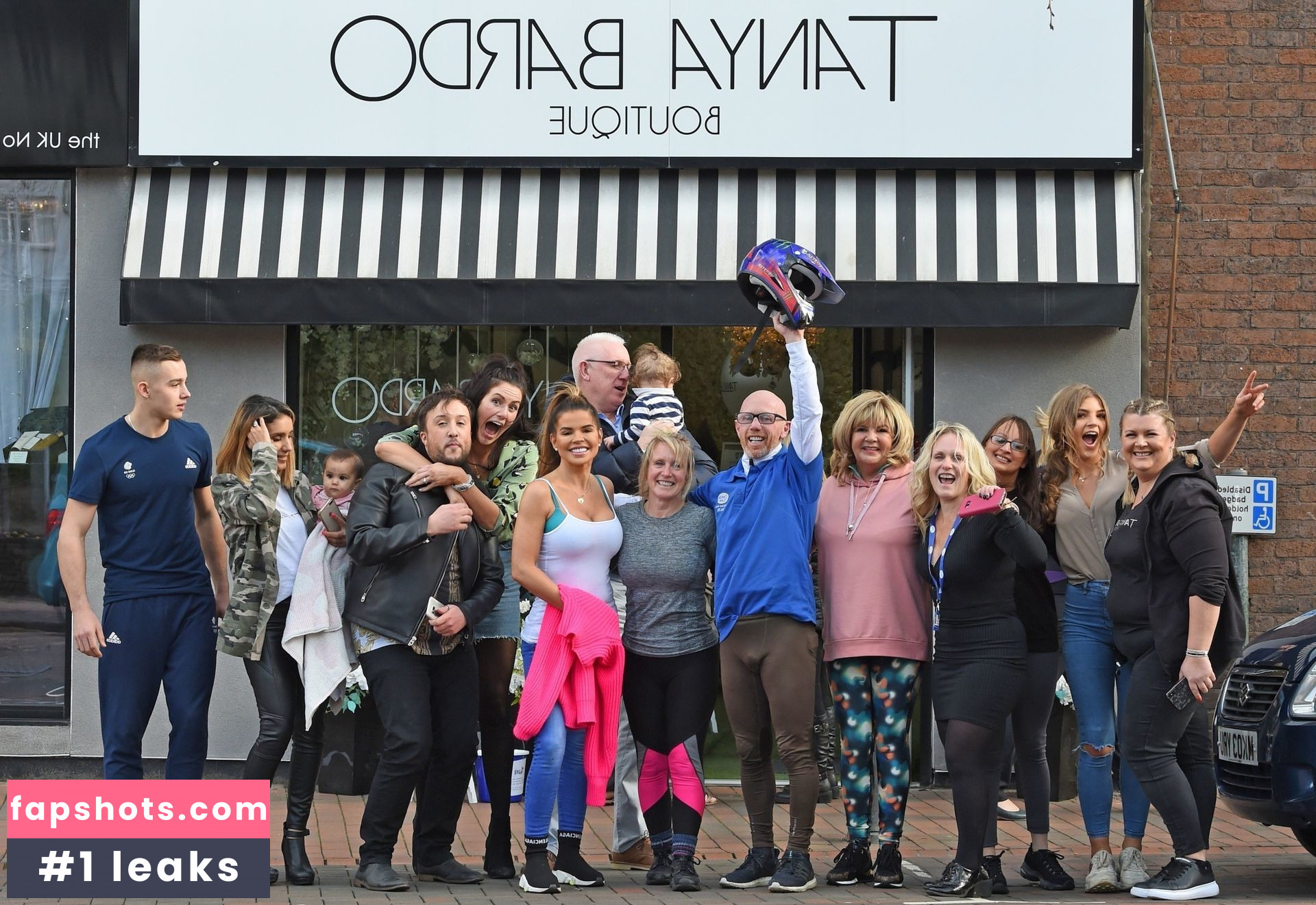 Tanya Bardsley gallery photo #133