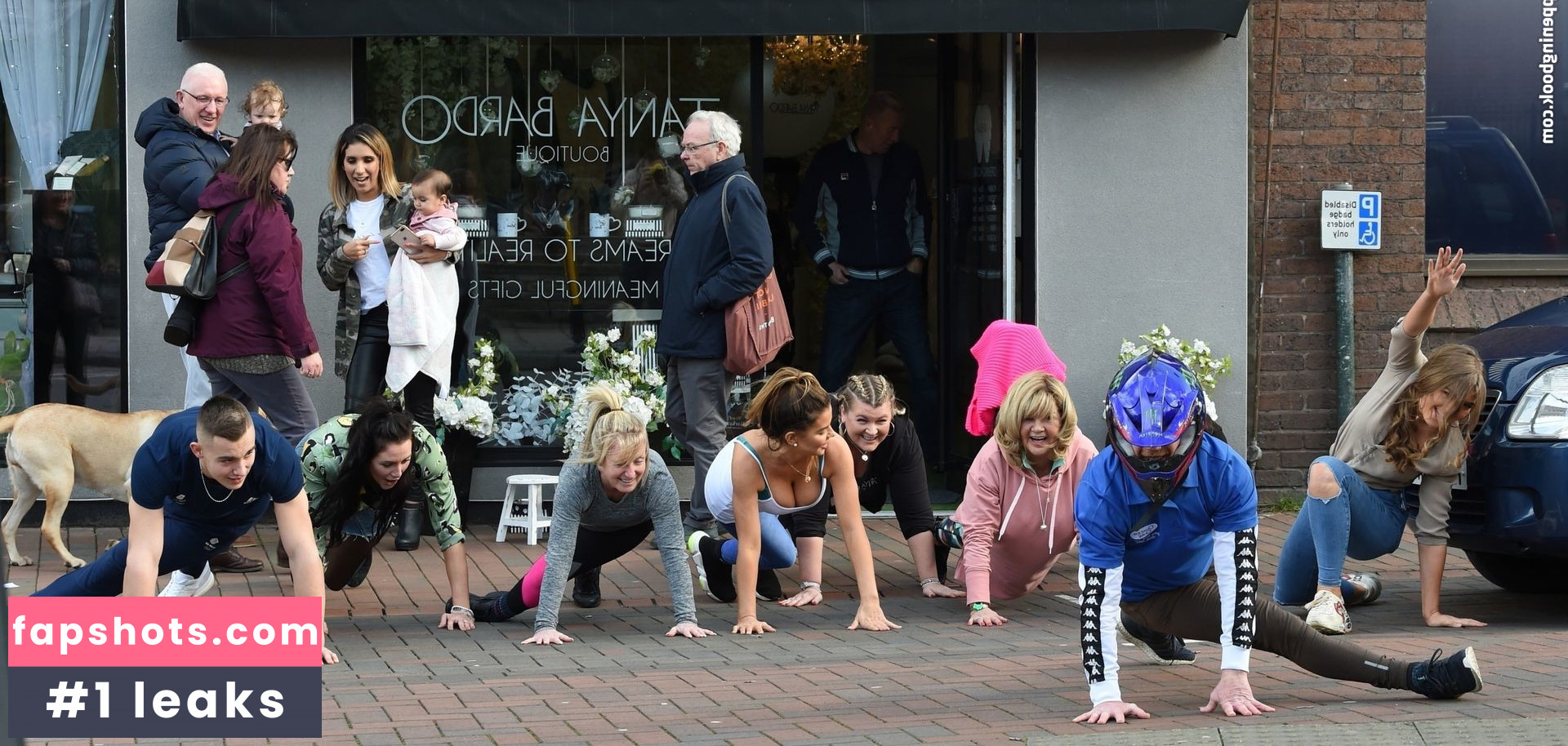 Tanya Bardsley gallery photo #145