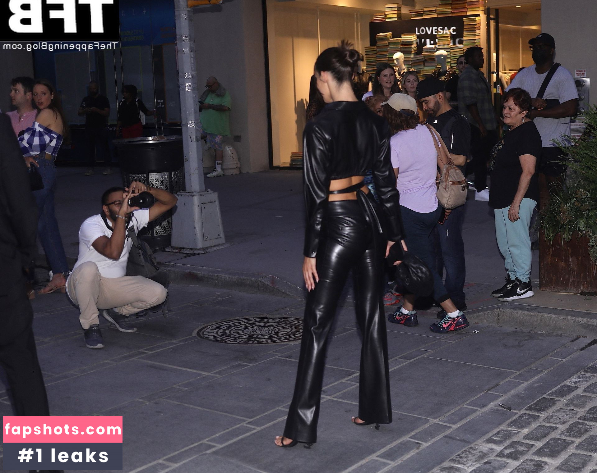 Tao Wickrath gallery photo #131