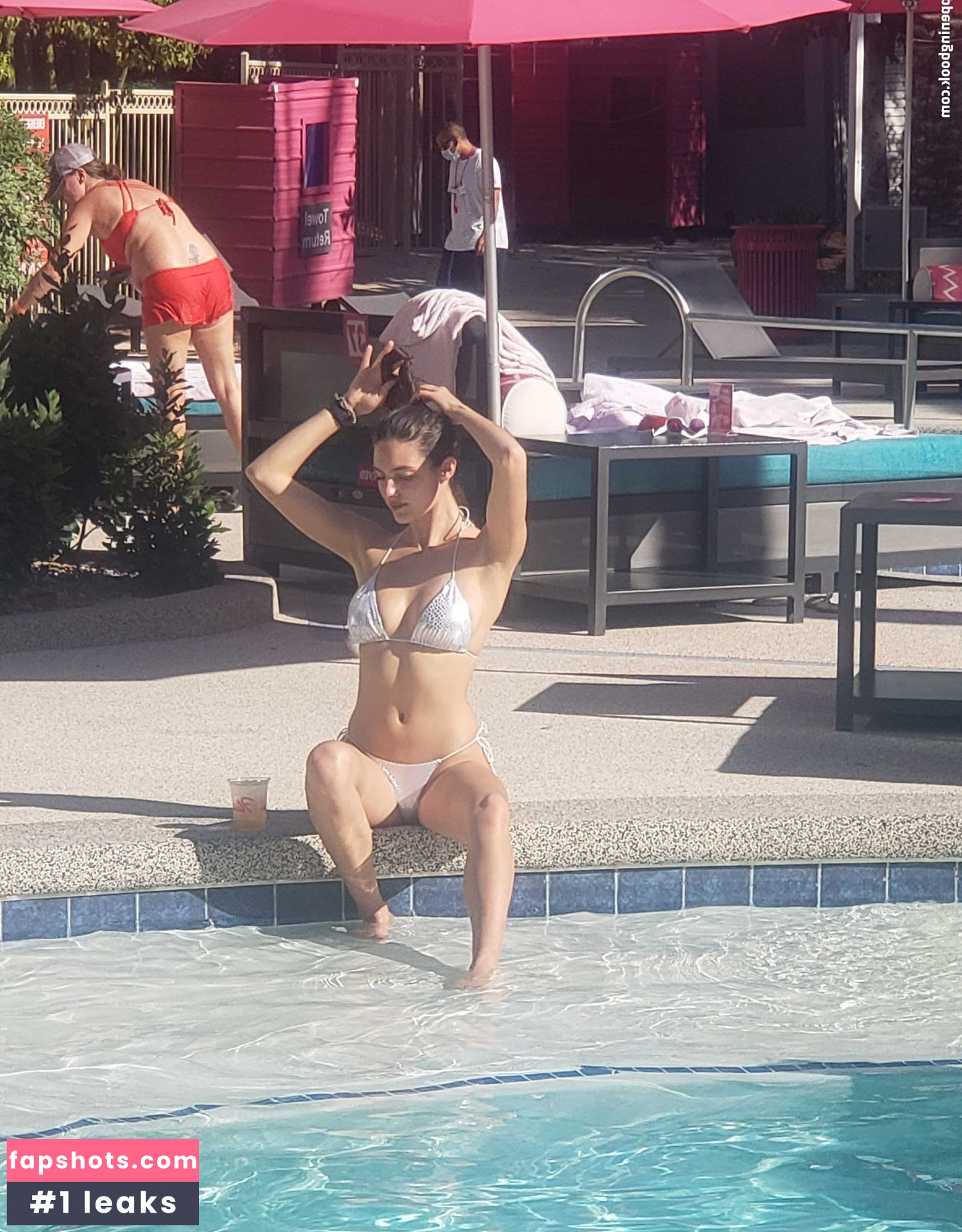 Tao Wickrath gallery photo #198