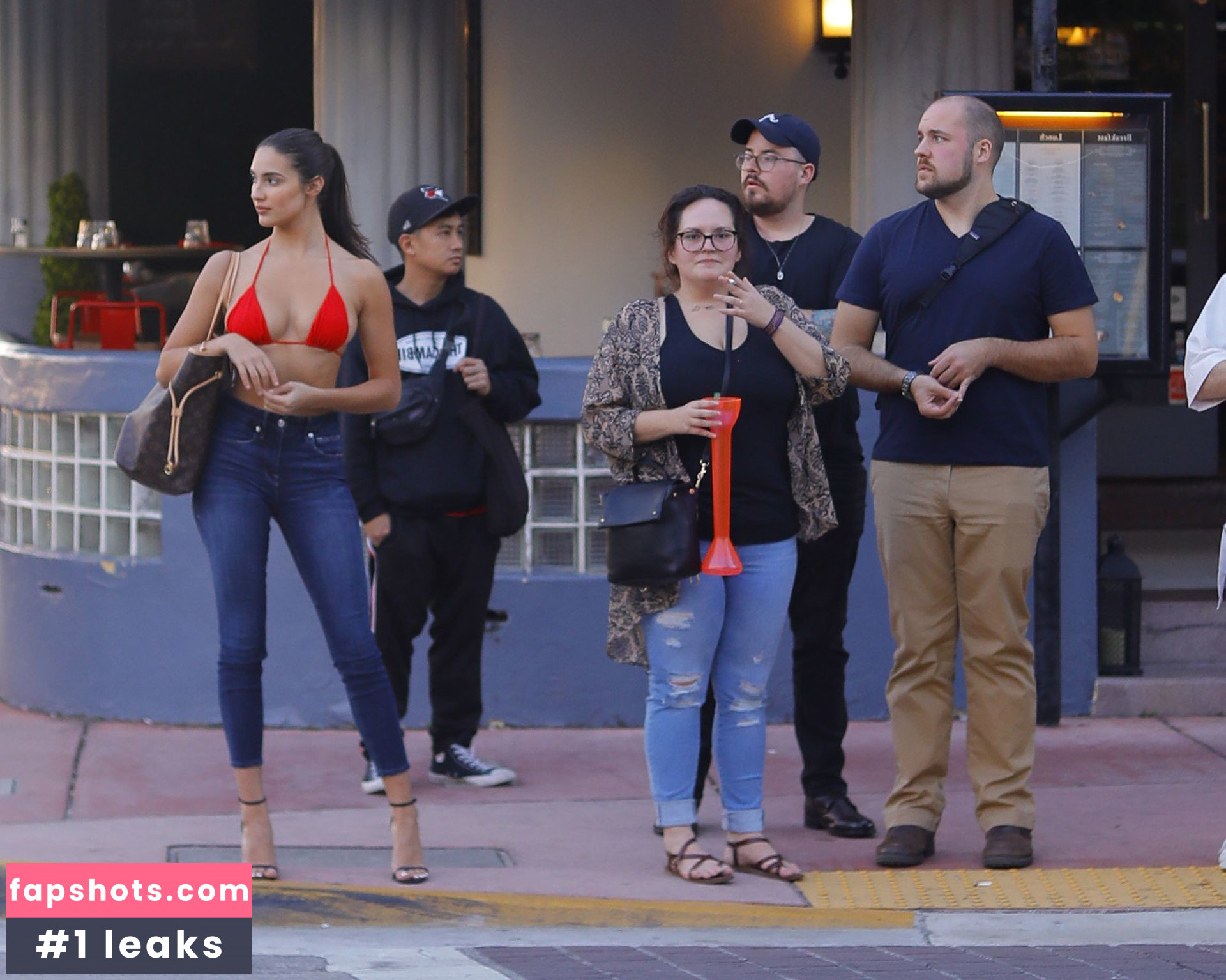 Tao Wickrath gallery photo #202