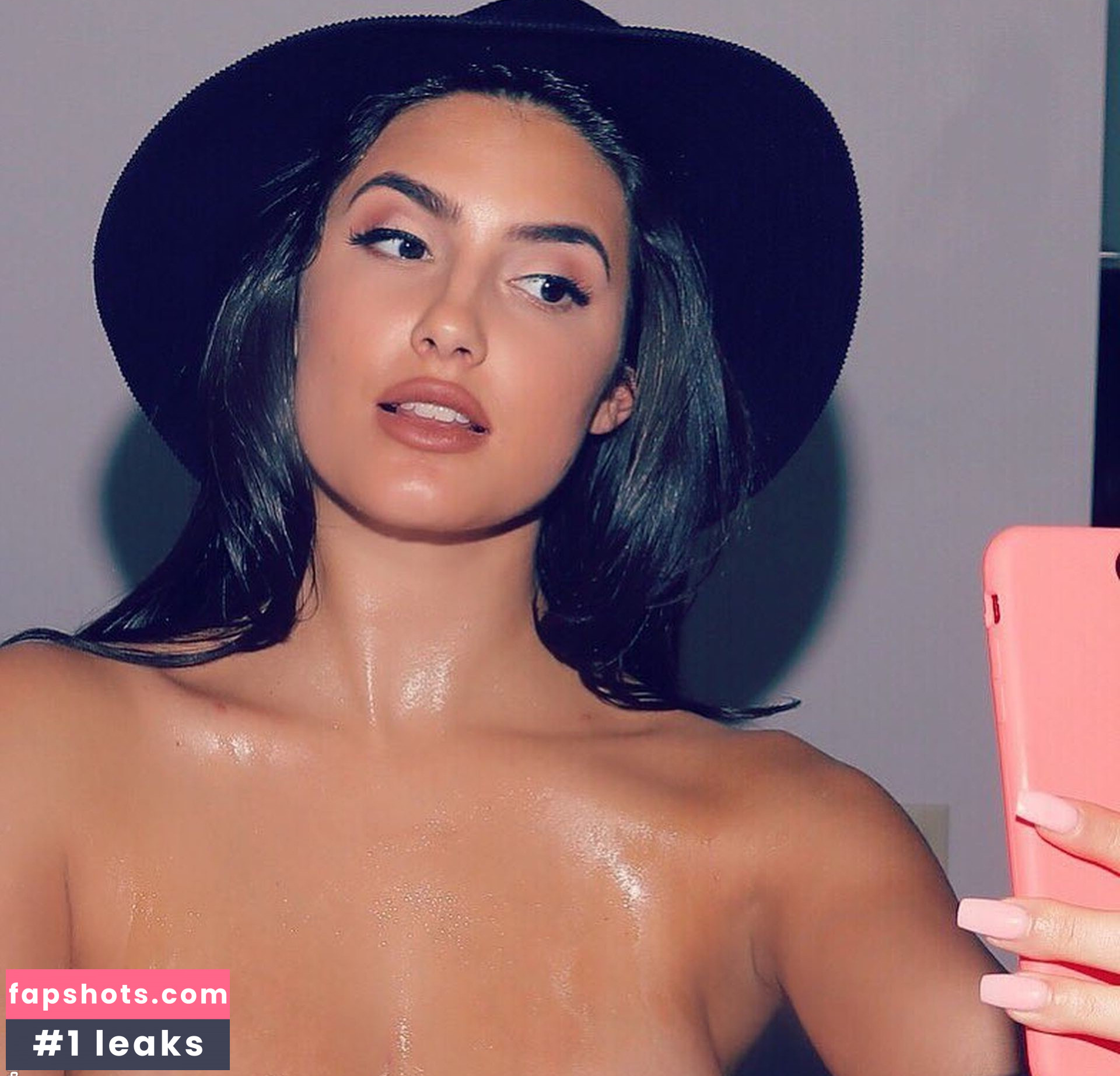 Tao Wickrath gallery photo #232