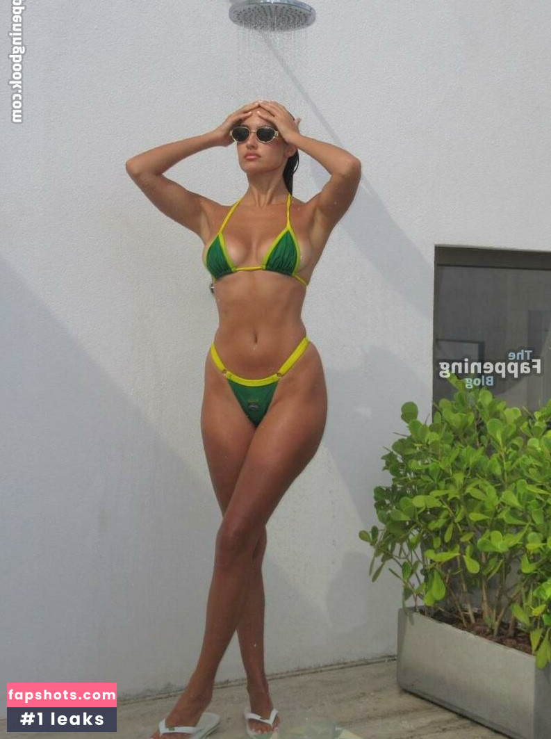 Tao Wickrath gallery photo #34