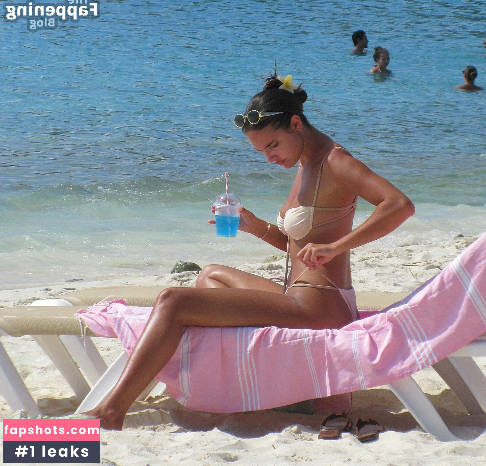 Tao Wickrath gallery photo #42