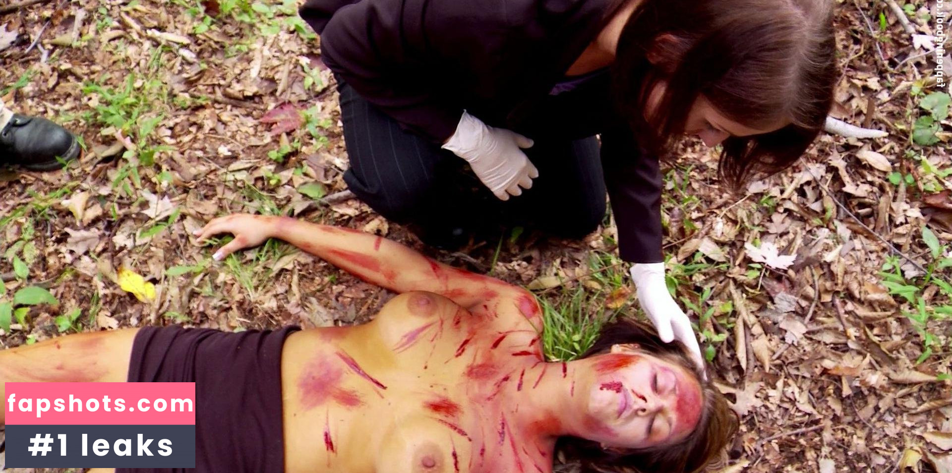 Tara Davis gallery photo #2