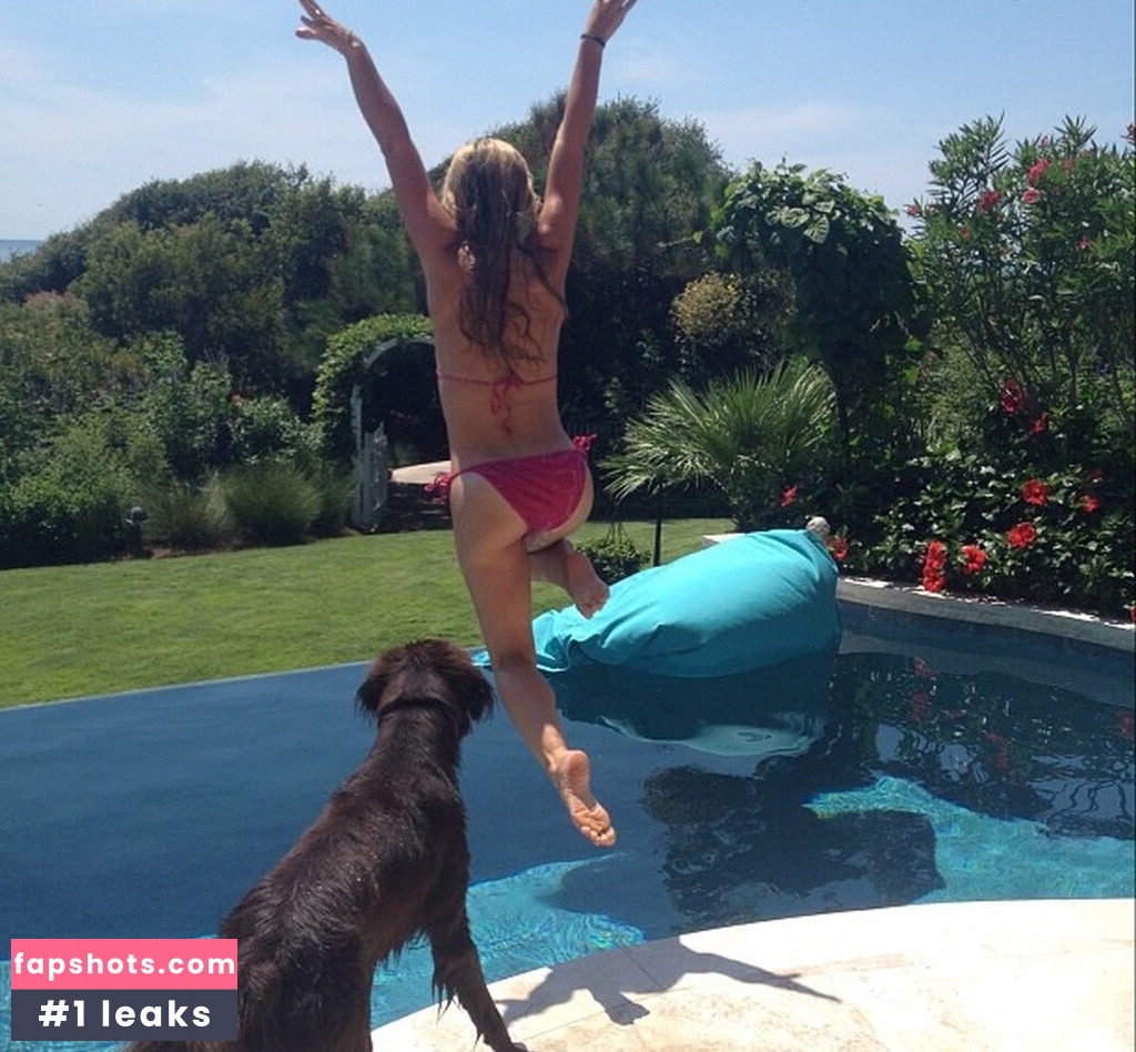 Tara Lipinski Nude Leaks OnlyFans Photos #14 - LeakJerk