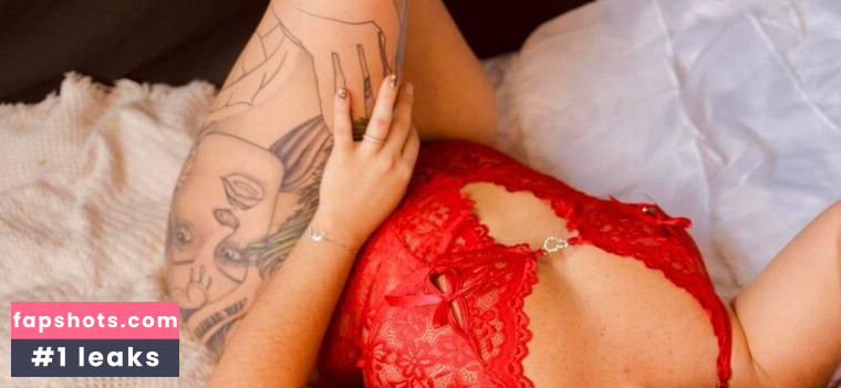 Tara P Owens gallery photo #8