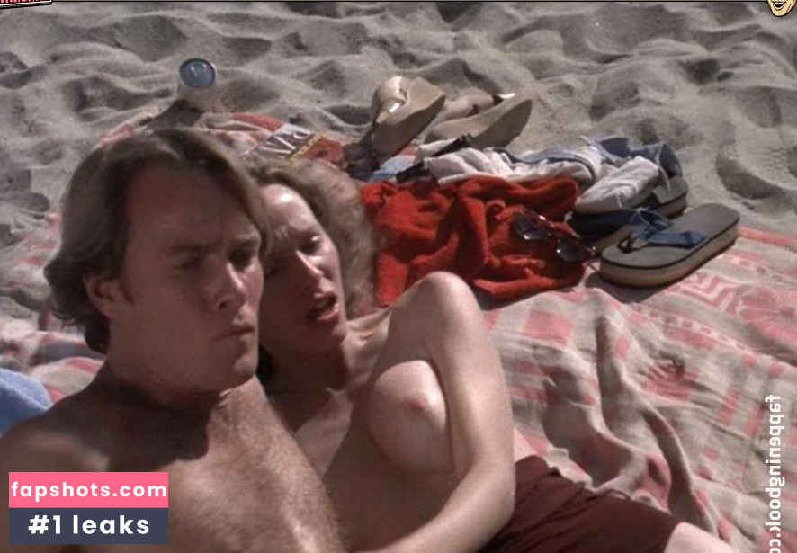 Tara Strohmeier gallery photo #19