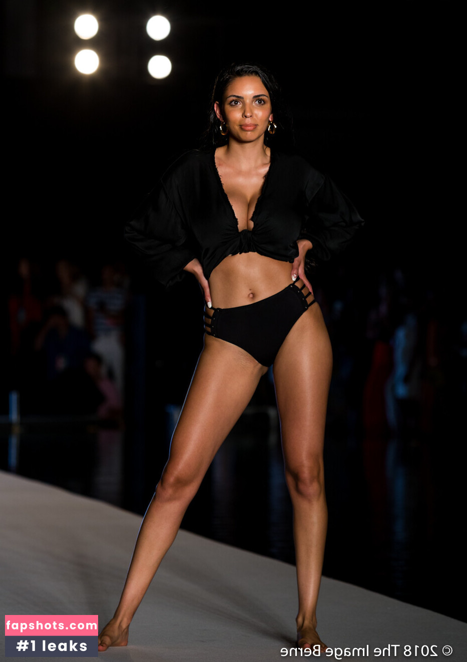 Tara Yazdi Nude Leaks OnlyFans Photos #18 - LeakJerk