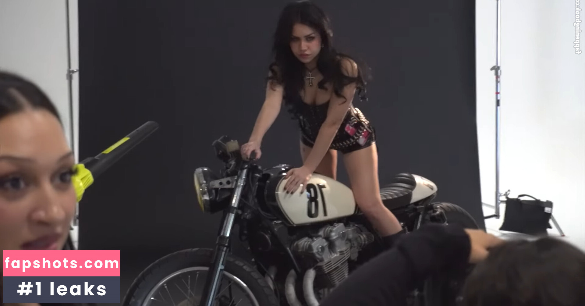 Tara Yummy gallery photo #57