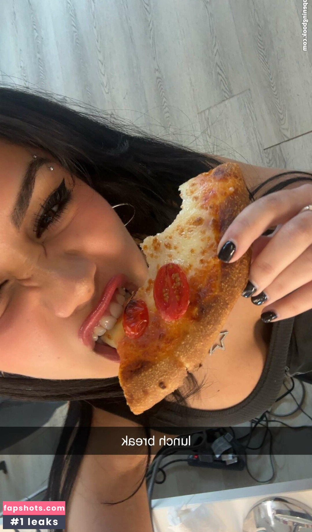 Tara Yummy gallery photo #60