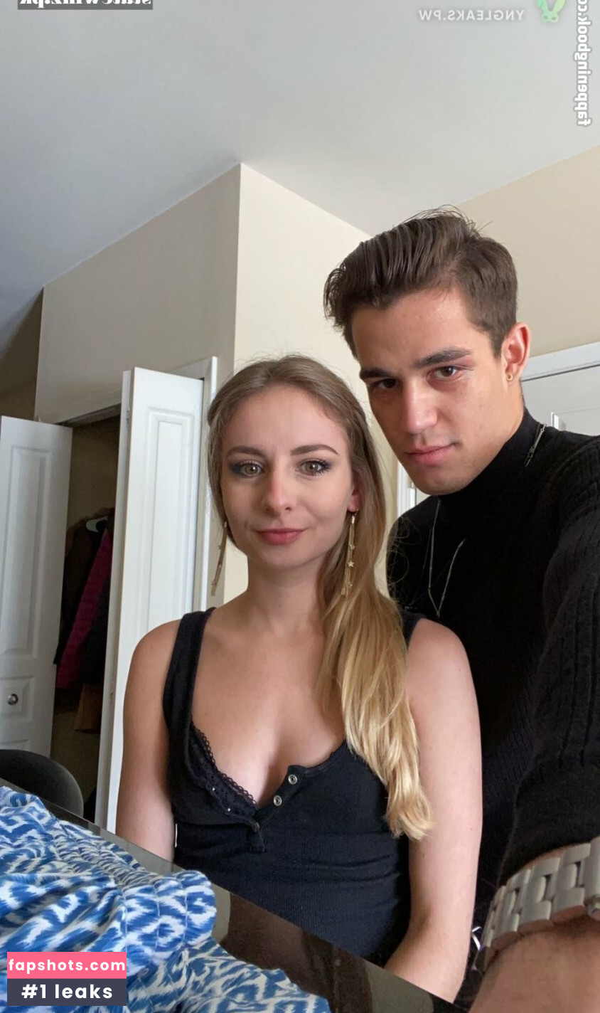 Tarah Kayne gallery photo #18