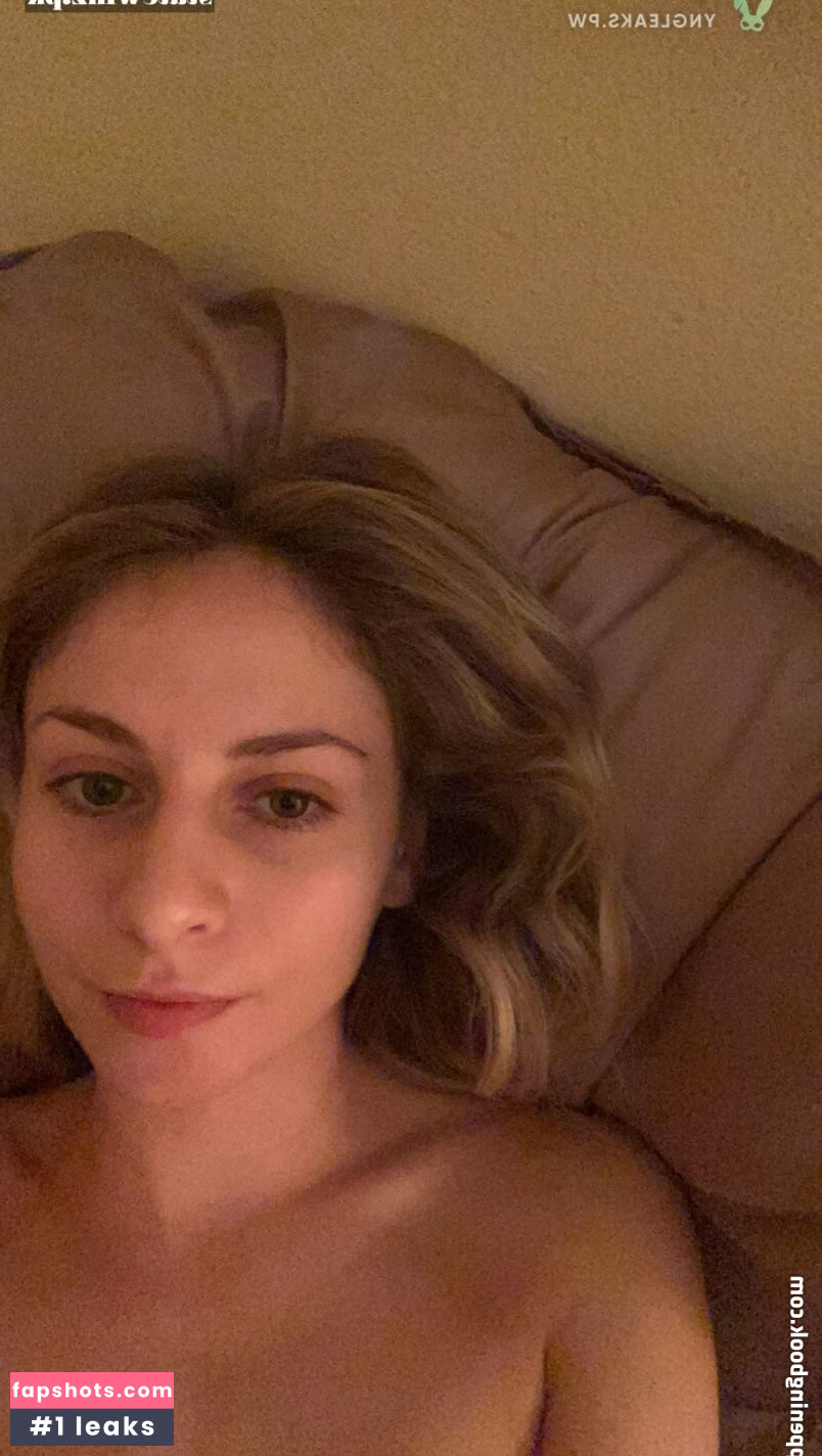 Tarah Kayne gallery photo #4