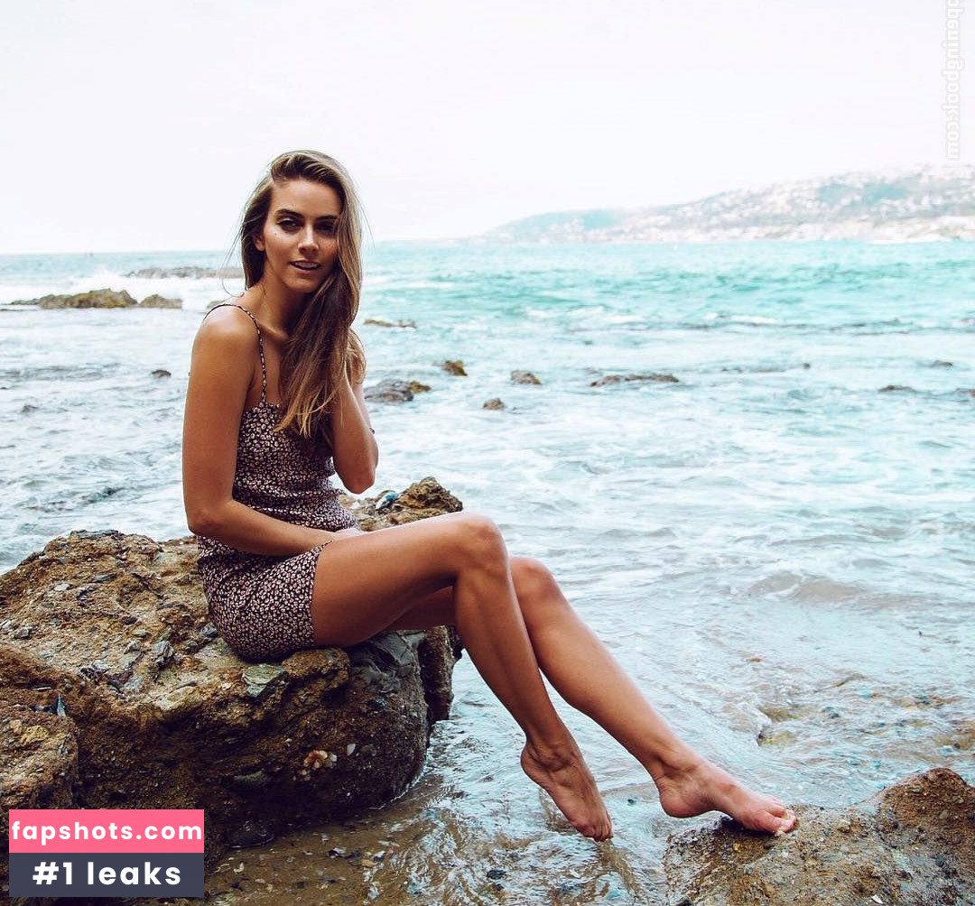 Tasha Courtney gallery photo #36