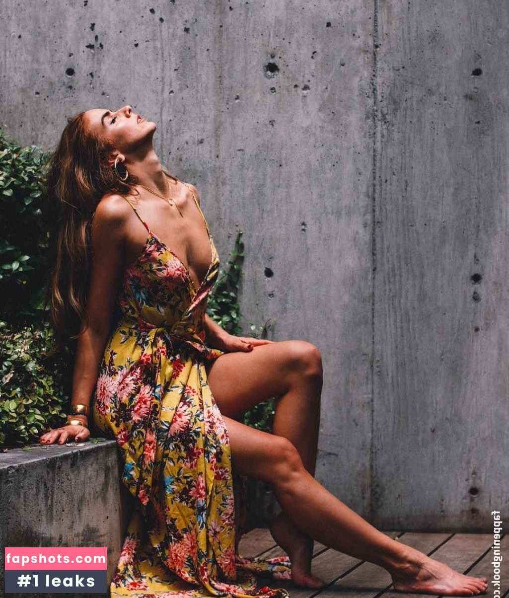 Tasha Courtney gallery photo #45