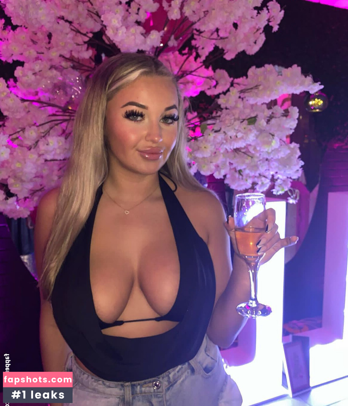 Tasha Moore gallery photo #6