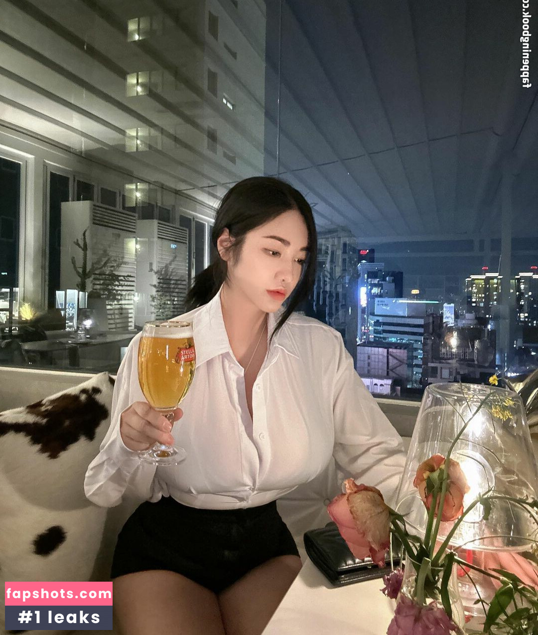 Tasha Y gallery photo #3