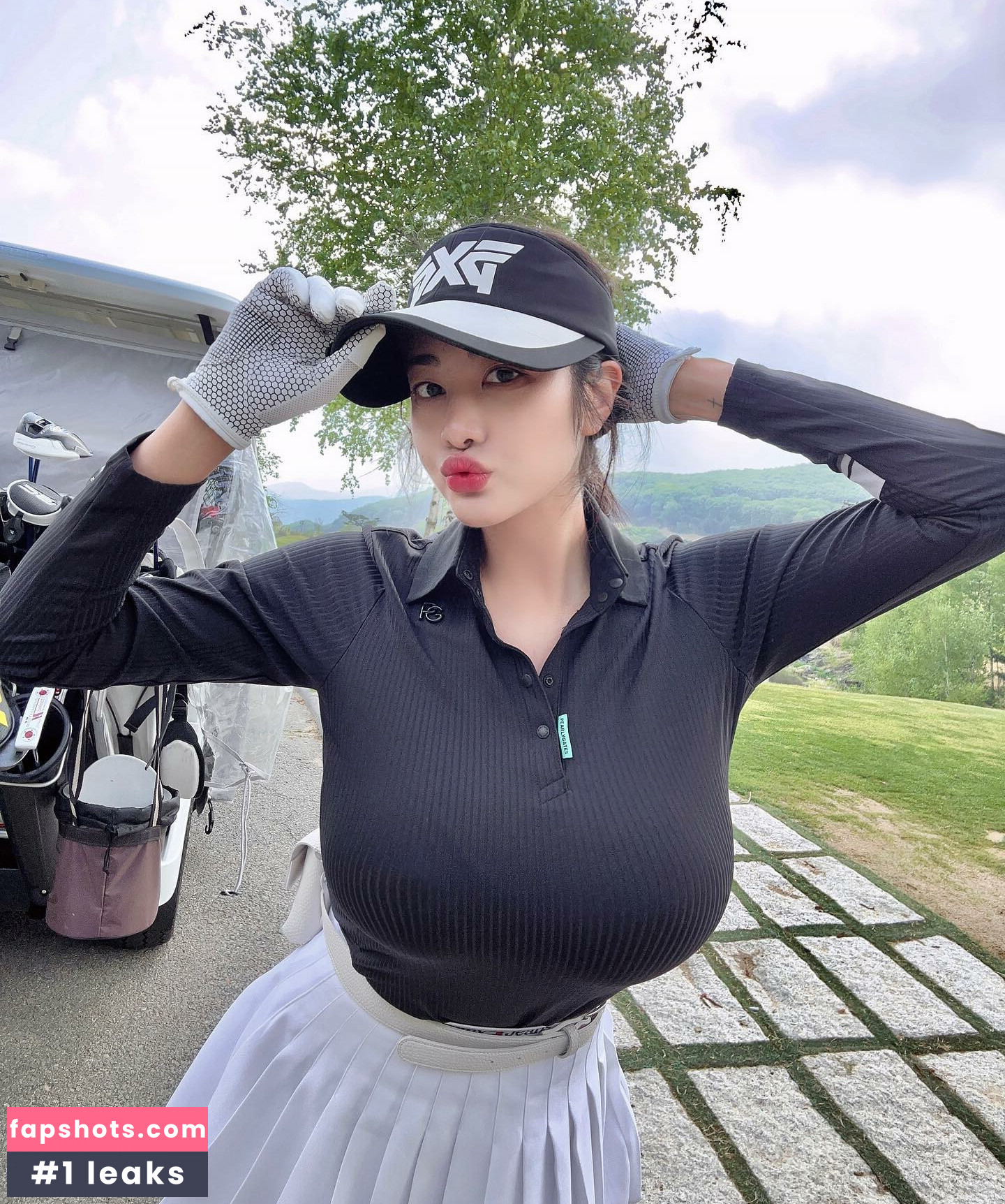 Tasha Y gallery photo #25