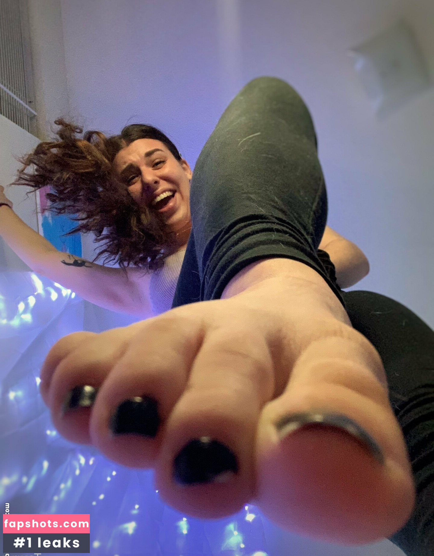 tastytaurustoes gallery photo #35