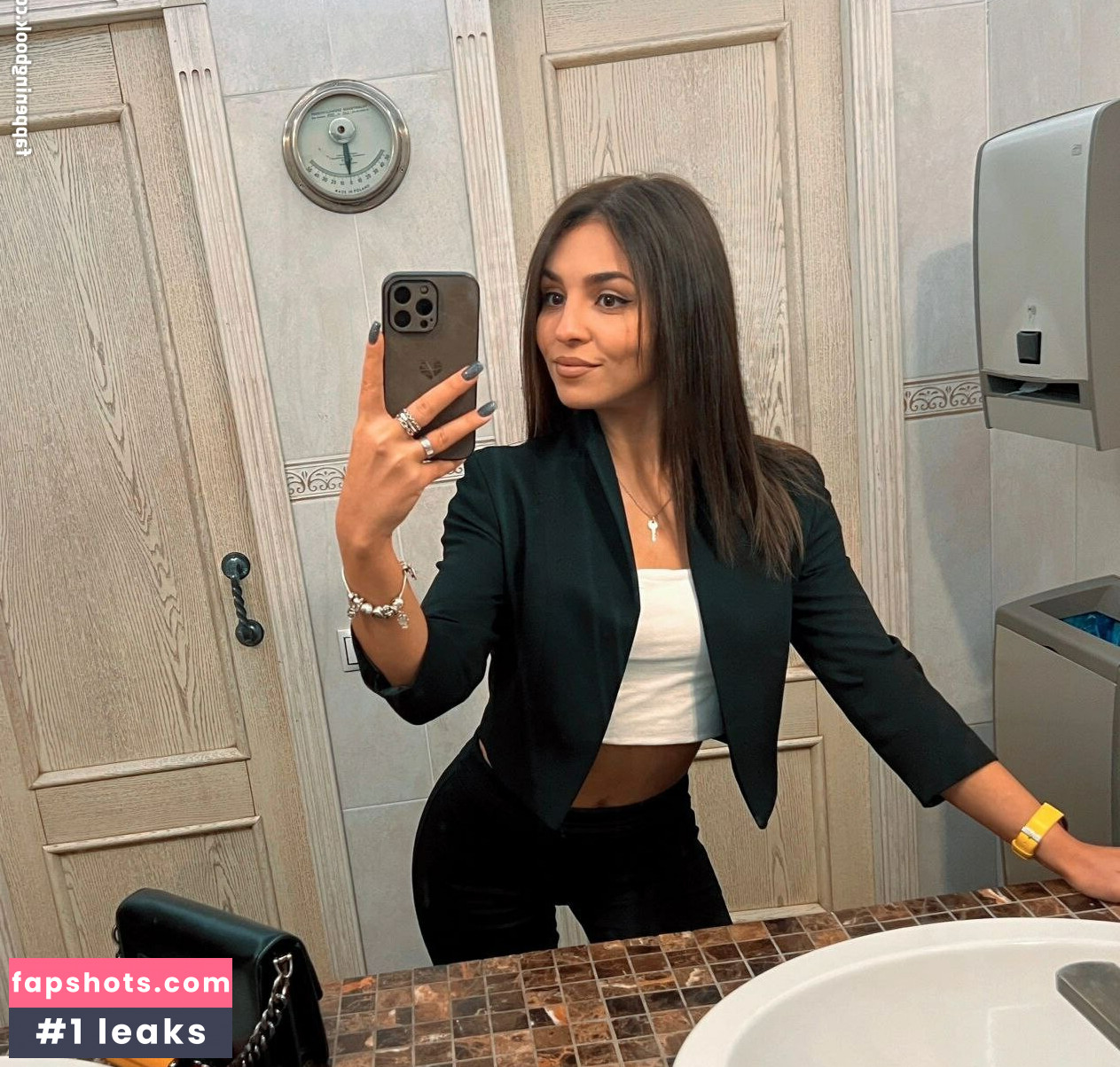 Tasya Mini gallery photo #31