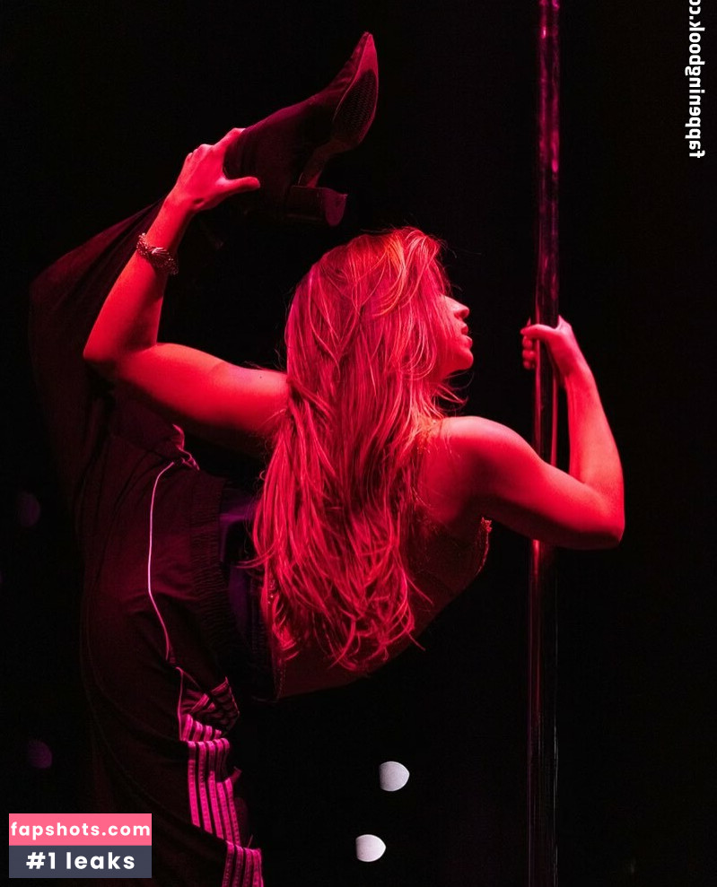 Tate McRae Nahé úniky fotek pouze od fanoušků #176 - Fapshots