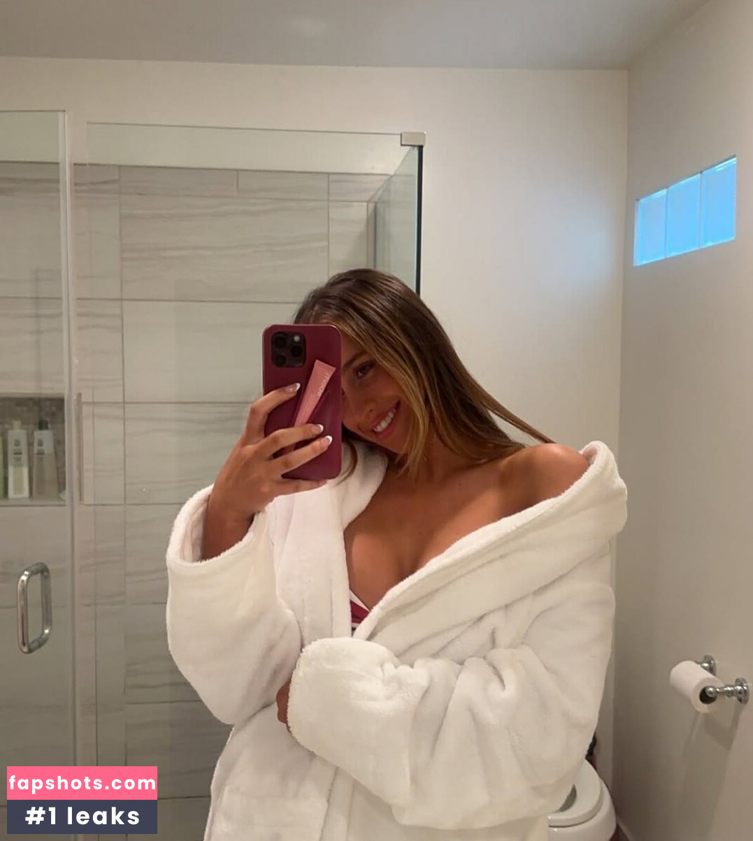 Tate McRae Nahé úniky fotek pouze od fanoušků #264 - Fapshots