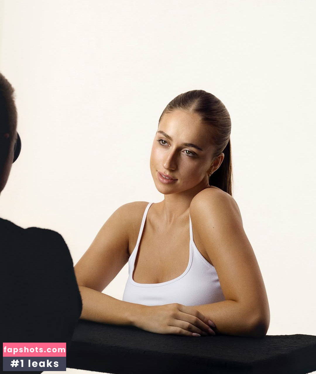 Tate McRae Nahé úniky fotek pouze od fanoušků #270 - Fapshots