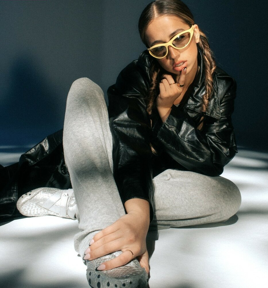 tate-mcrae gallery photo #651