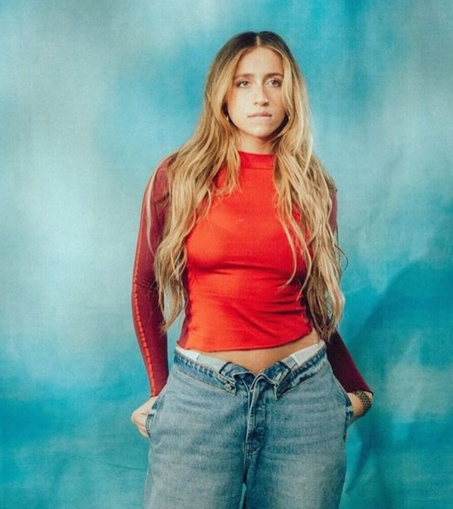 tate-mcrae gallery photo #686